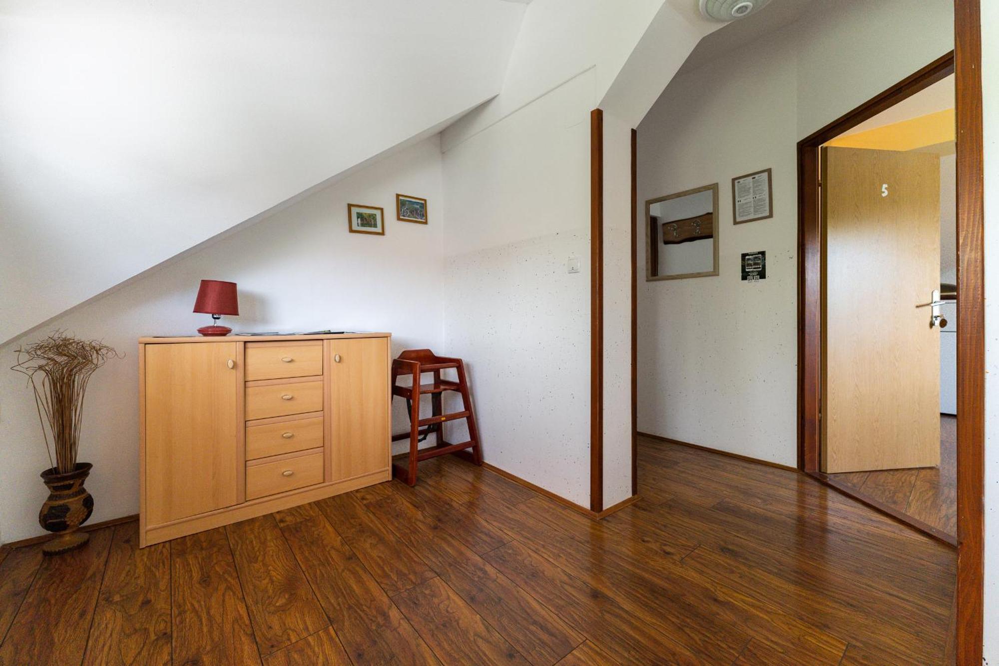 Apartments Patar Грабовац Екстериор снимка